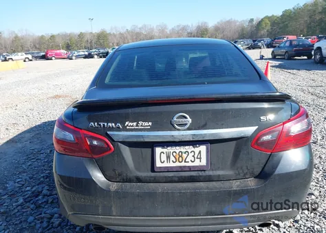 2017 Nissan Altima 2.5 Sr из США, поврежденный, VIN 1N4AL3AP2HC177562